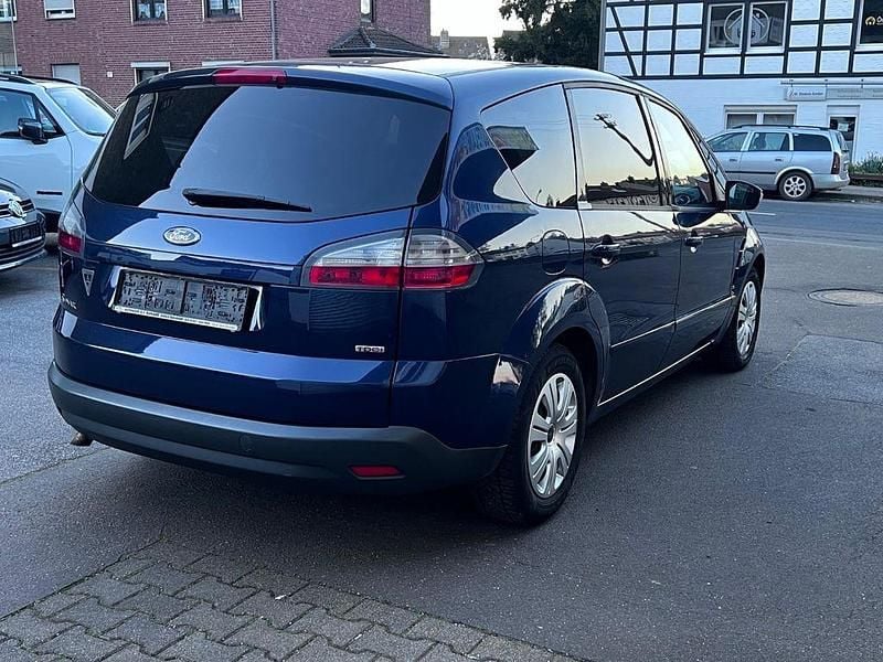 Gebraucht Ford S-MAX Trend 140 PS (102 kW) 2009 Blau Van / Kleinbus