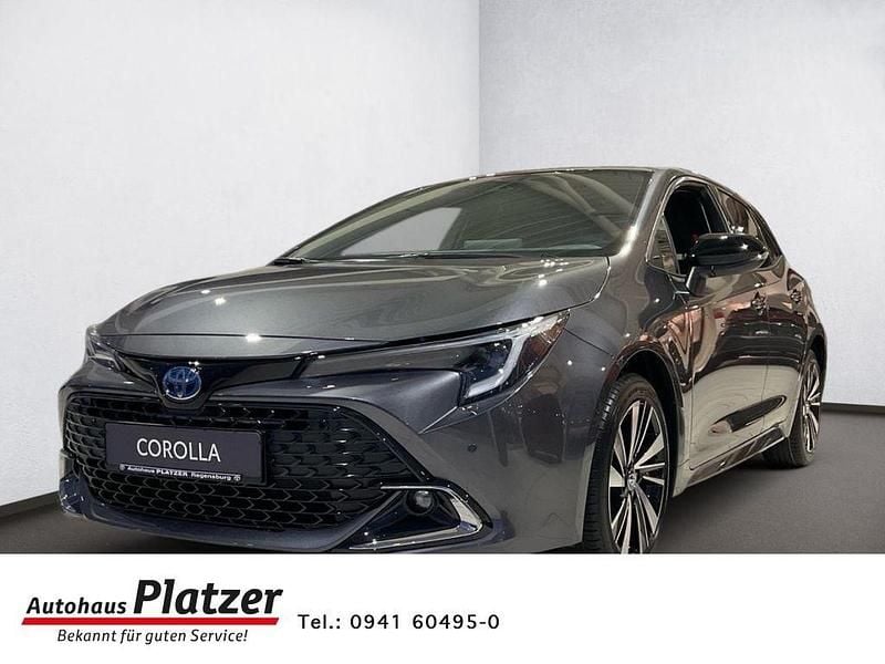 Neu Toyota Corolla 98 PS (72 kW) 2025 Grau Limousine