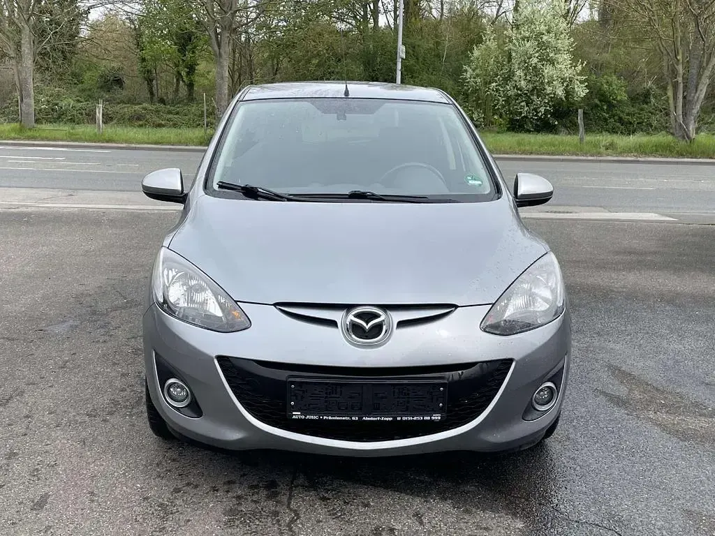 Gebraucht Mazda 2 84 PS (61 kW) 2014 Grau Limousine