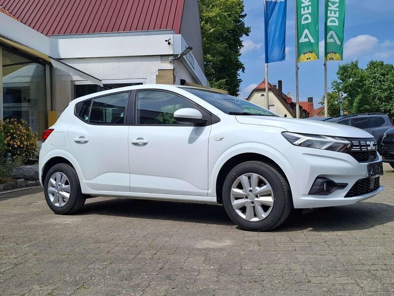 Gebraucht Dacia Sandero Expression 91 PS (66 kW) 2024 Weiß Kleinwagen