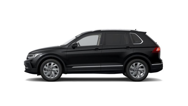 Gebraucht VW Tiguan Active 131 PS (96 kW) 2023 Schwarz SUV