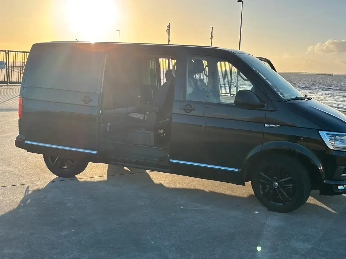 Gebraucht VW T6 Highline 204 PS (150 kW) 2016 Schwarz Van