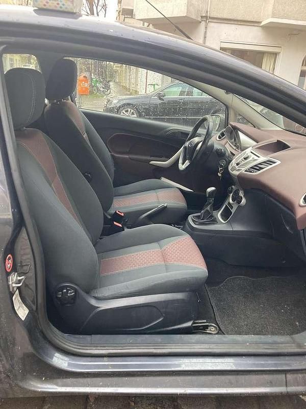 Gebraucht Ford Fiesta 82 PS (60 kW) 2009 Kleinwagen