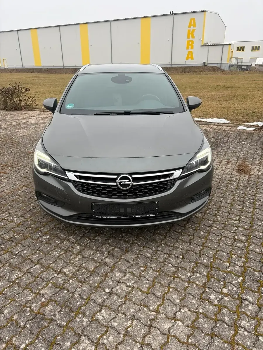 Gebraucht Opel Astra 2018 Grau Kombi