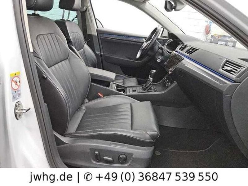 Gebraucht Skoda Superb Premium Edition 150 PS (110 kW) 2022 Weiß Kombi