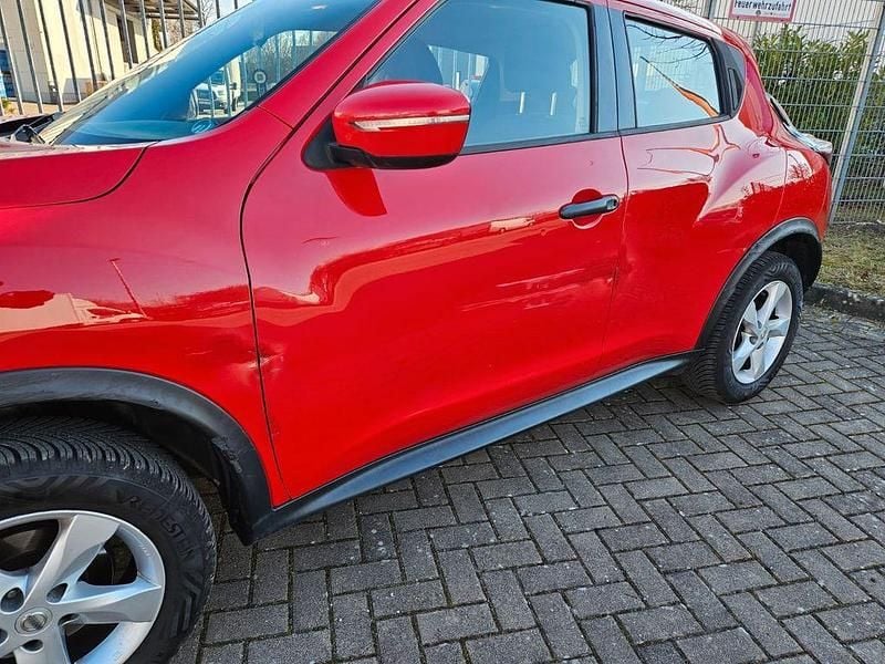 Gebraucht Nissan Juke Visia 94 PS (69 kW) 2016 Rot SUV
