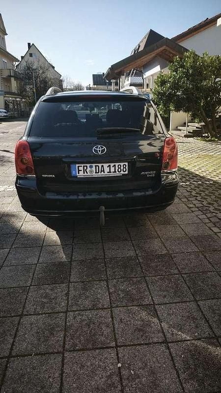 Gebraucht Toyota Avensis Executive 177 PS (130 kW) 2006 Kombi