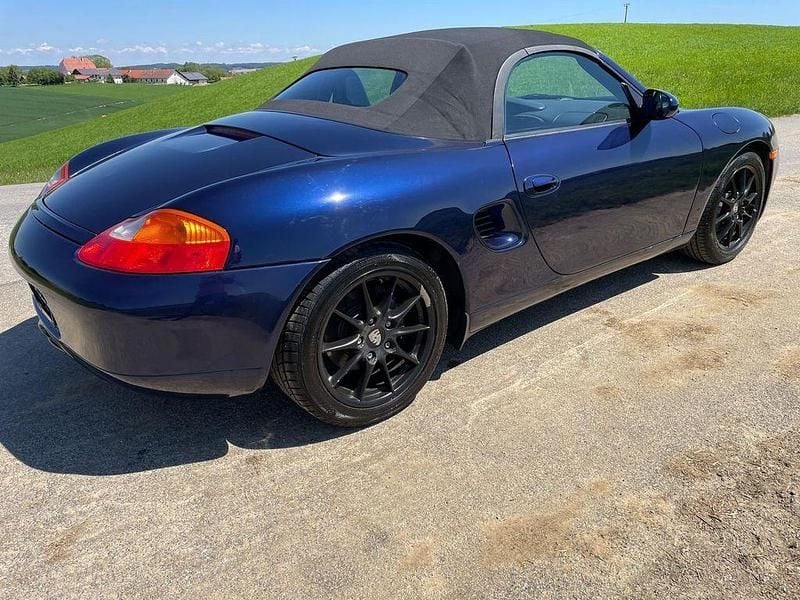 Gebraucht Porsche Boxster 220 PS (161 kW) 2001 Blau Cabrio
