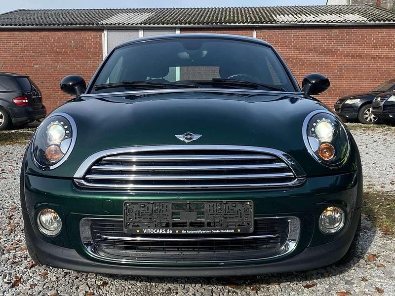 Gebraucht Mini Cooper Coupé Sport 122 PS (89 kW) 2011 British racing green ii Coupé