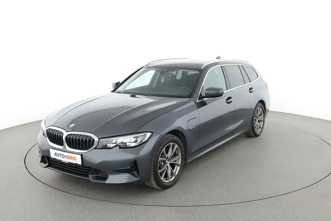 Gebraucht BMW 320e Sport Line 113 PS (83 kW) 2022 Kombi