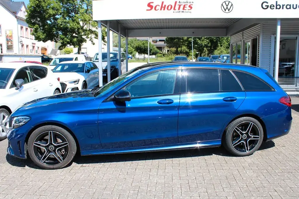 Gebraucht Mercedes C300 Business 258 PS (189 kW) 2020 Blau