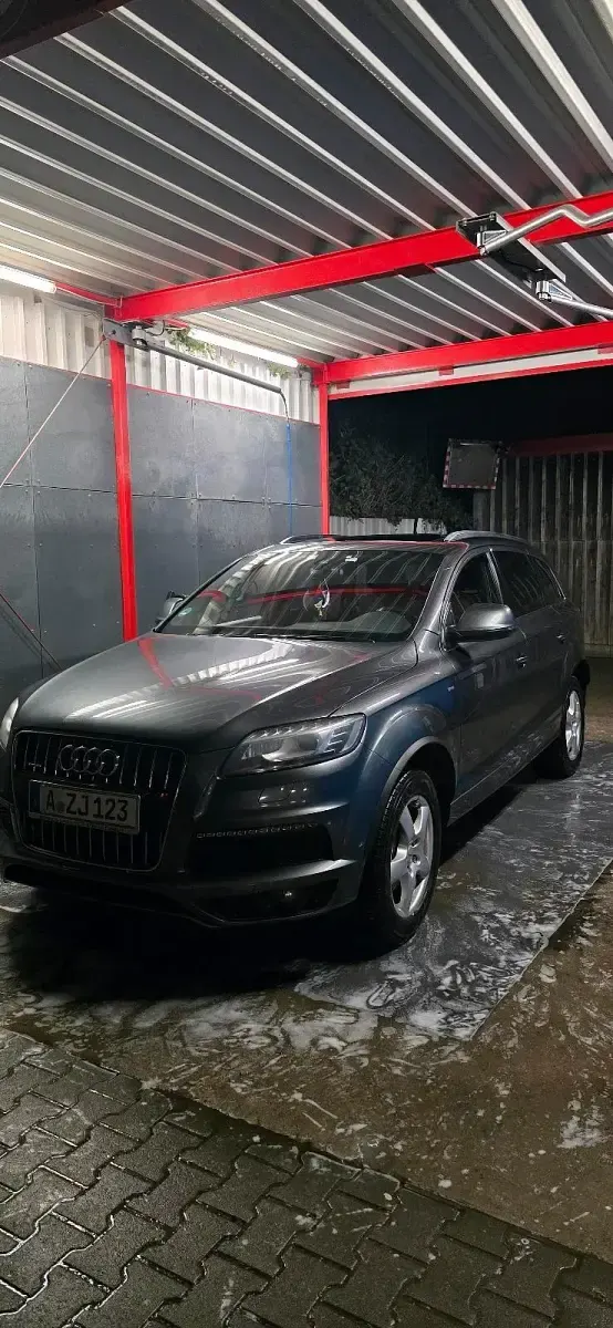 Używany Audi Q7 245 KM (180 kW) 2013 Szary SUV