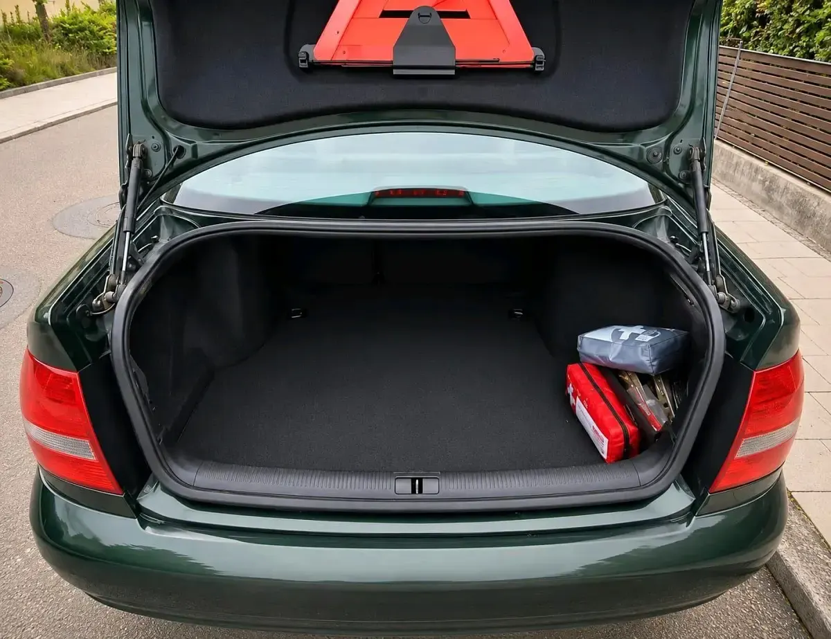 Gebraucht Audi A4 120 PS (88 kW) 1999 Grün Limousine