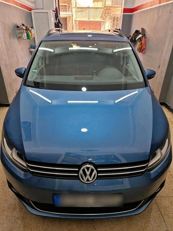 Blau Gebraucht 2013 VW Touran Van / Kleinbus | 7.000 € (Guter Preis) - Bild 1/4