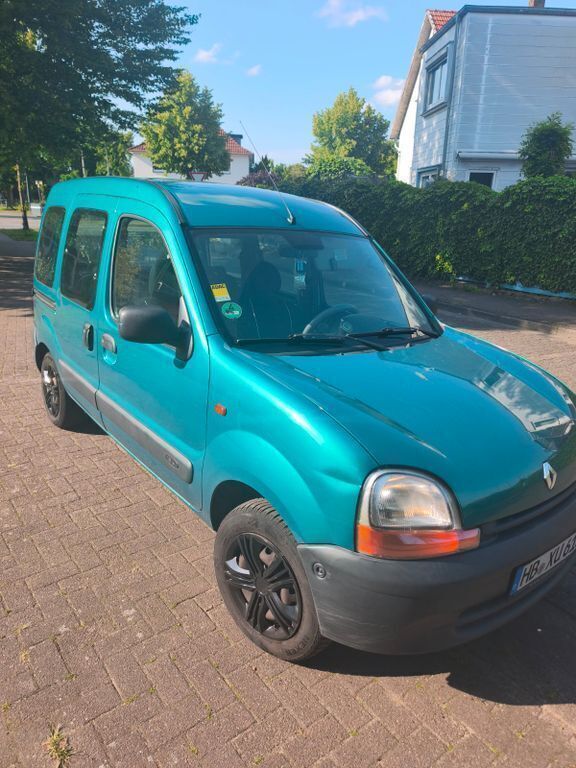 Grün Gebraucht 2002 Renault Kangoo Authentique Van / Kleinbus | 1.700 € (Fairer Preis) - Bild 1/4
