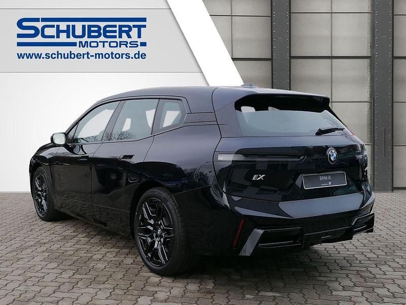 Neu BMW iX Performance 300 kW (408 PS) 2026 Schwarz SUV