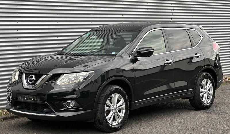 Schwarz Gebraucht 2015 Nissan X-Trail 360º SUV | 14.900 € (Fairer Preis) - Bild 1/4