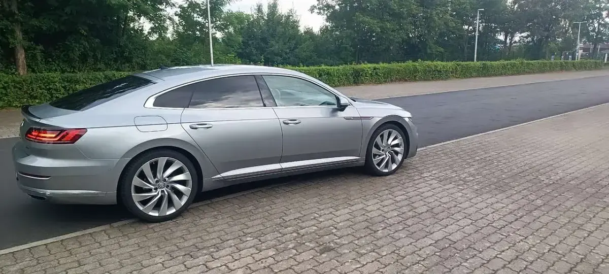 Gebraucht VW Arteon Sport 239 PS (175 kW) 2017 Grau Kleinwagen