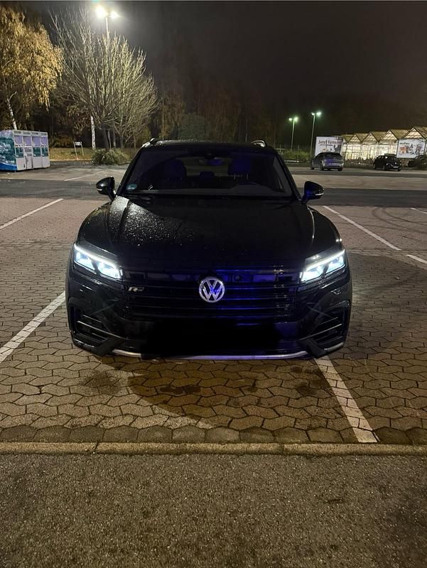 Schwarz Gebraucht 2020 VW Touareg R-line SUV | 35.999 € (Fairer Preis) - Bild 1/4