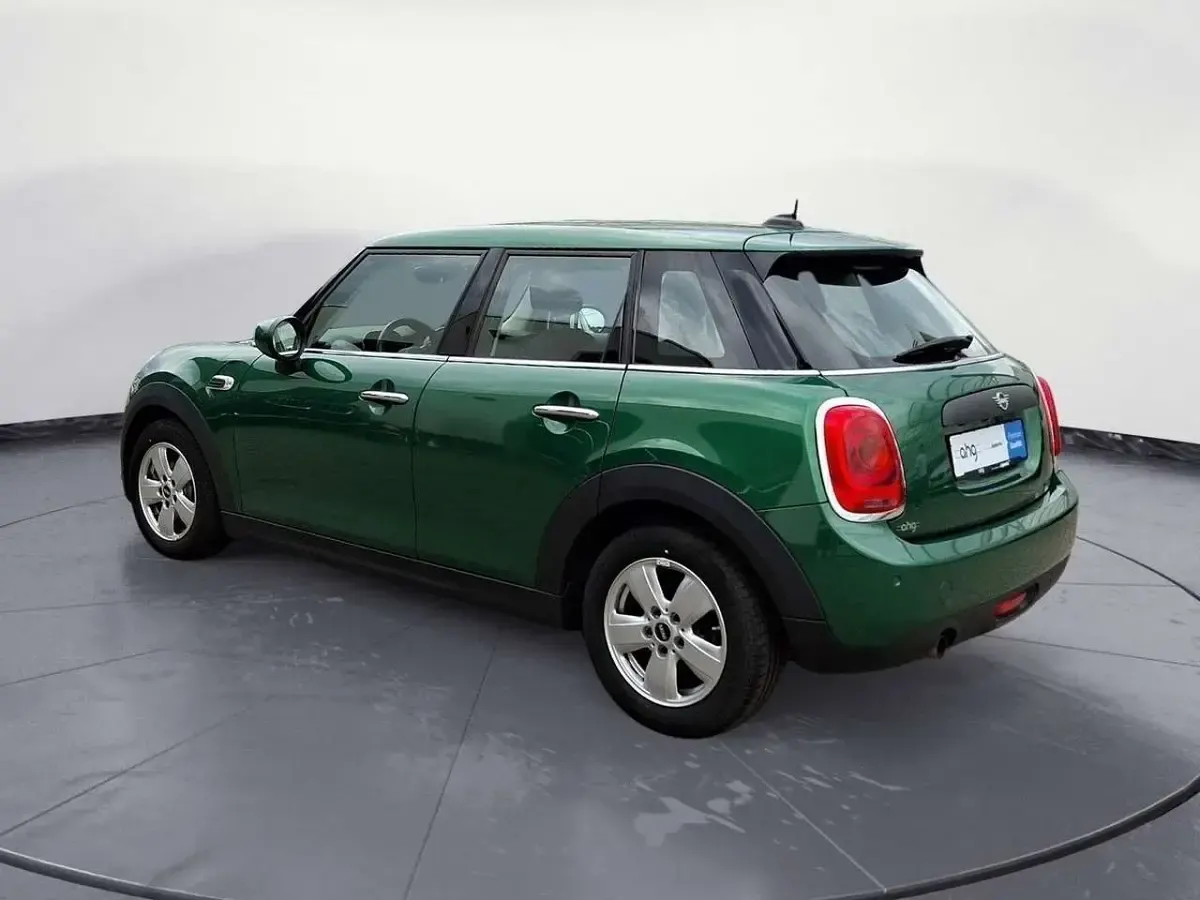Gebraucht Mini ONE 102 PS (75 kW) 2020 Grün Kleinwagen