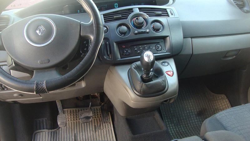 Gebraucht Renault Mégane II 112 PS (82 kW) 2007 Rot Limousine