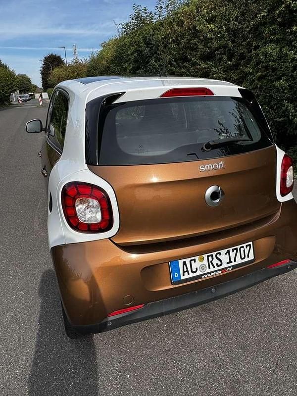 Gebraucht Smart ForFour 97 PS (71 kW) 2015 Braun Kleinwagen