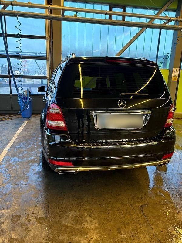 Gebraucht Mercedes GL350 255 PS (187 kW) 2012 Schwarz SUV
