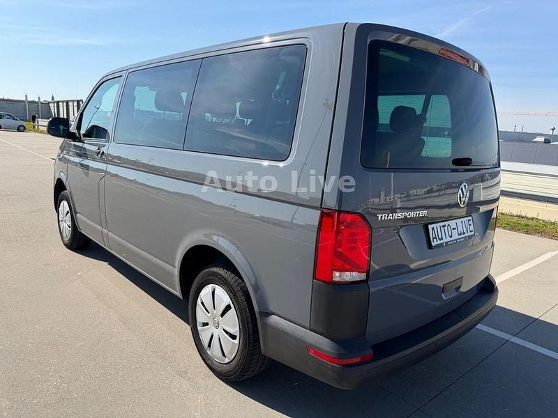 Gebraucht VW Transporter 150 PS (110 kW) 2022 Grau Van
