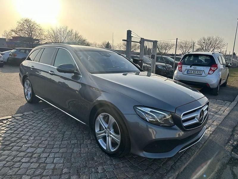 Gebraucht Mercedes E350 258 PS (189 kW) 2017 Grau Kombi