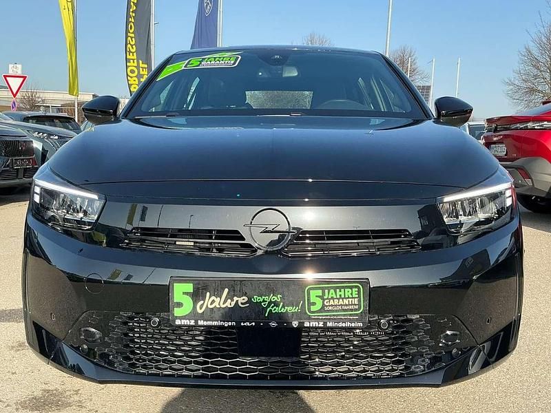 Gebraucht Opel Corsa-e 100 kW (136 PS) 2023 Schwarz Kleinwagen