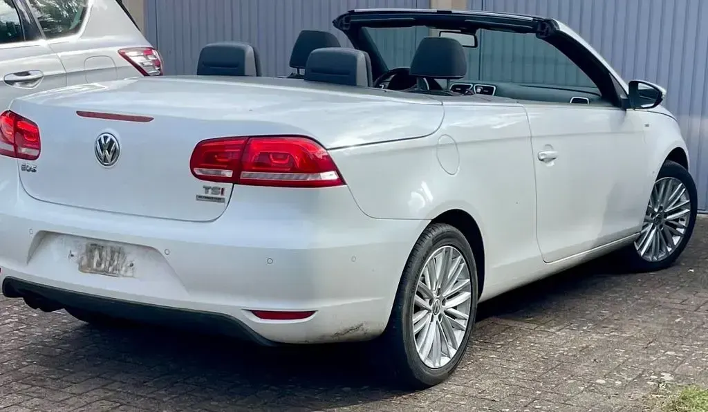 Gebraucht VW Eos Cup 122 PS (89 kW) 2015 Weiß Cabrio