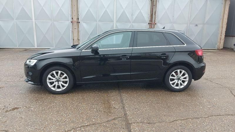 Gebraucht Audi A3 Design 150 PS (110 kW) 2020 Schwarz Limousine