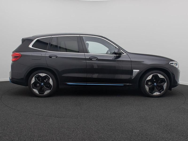 Gebraucht BMW iX3 Impressive 210 kW (286 PS) 2021 Sophistograu brillanteffekta9 SUV