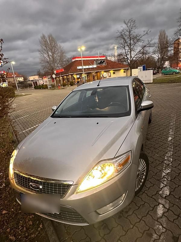 Grau Gebraucht 2009 Ford Mondeo Limousine | 4.300 € (Fairer Preis) - Bild 1/4