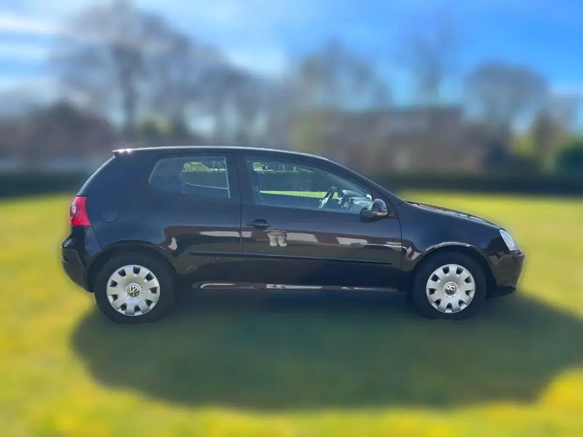 Gebraucht VW Golf IV 75 PS (55 kW) 2005 Schwarz Limousine