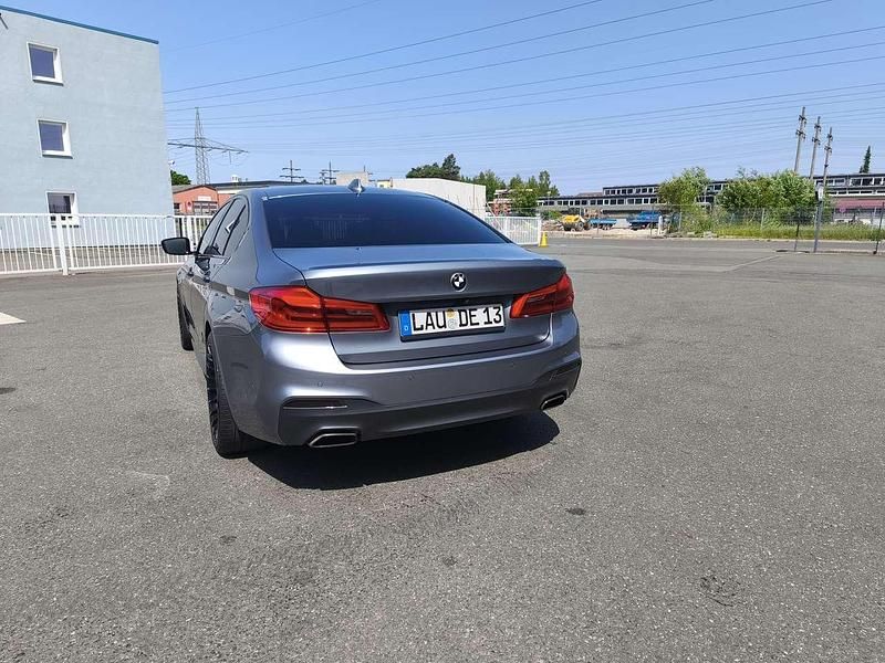 Gebraucht BMW 540 Sport Line 340 PS (250 kW) 2017 Silber Limousine
