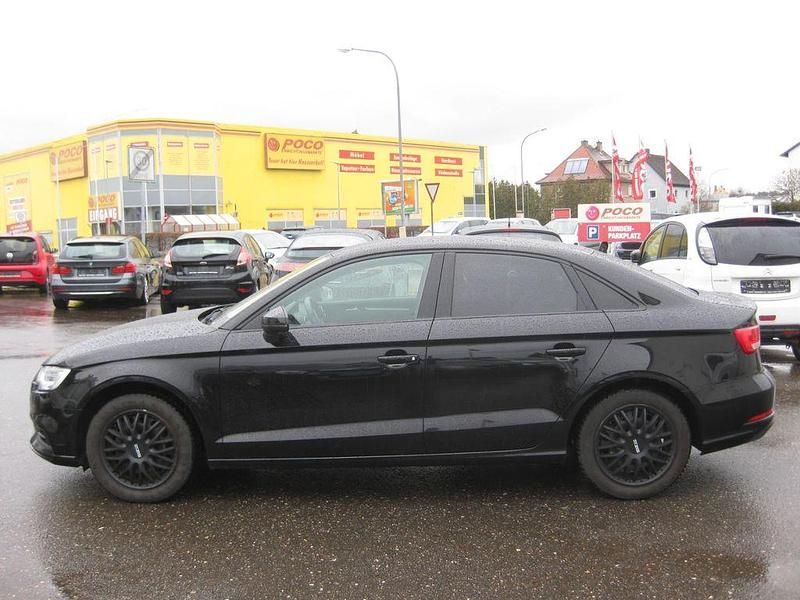 Gebraucht Audi A3 116 PS (85 kW) 2017 Schwarz Limousine