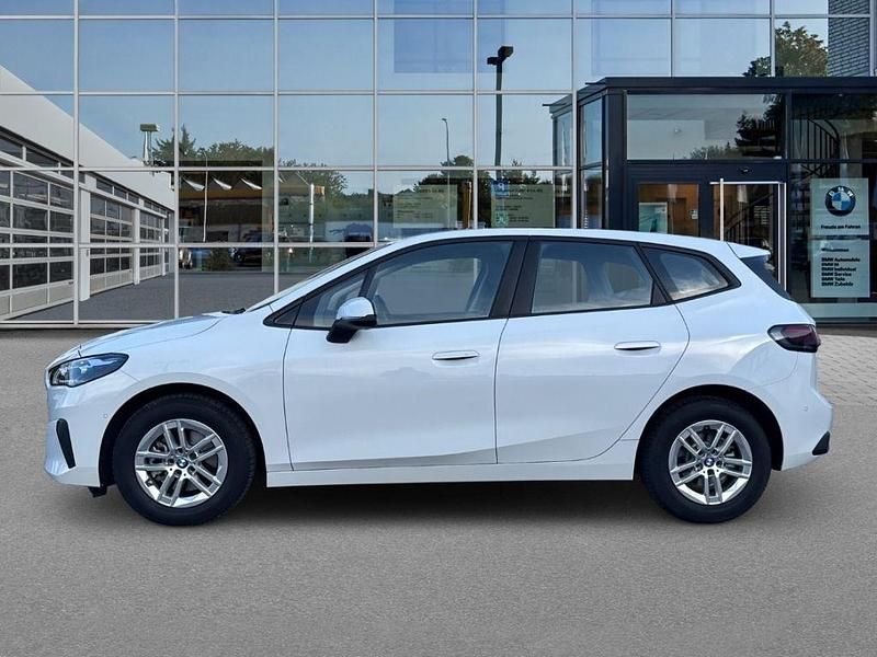 Gebraucht BMW 216 Active Tourer Efficient Dynamics 122 PS (89 kW) 2024 Weiss Van / Kleinbus