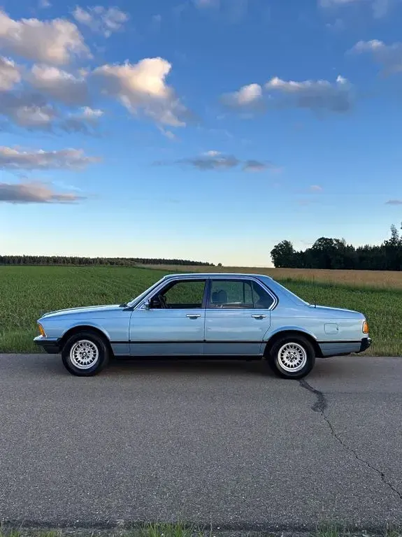 Gebraucht BMW 730 184 PS (135 kW) 1979 Blau Limousine