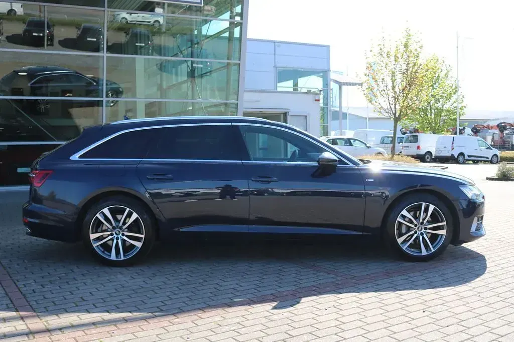 Gebraucht Audi A6 S-Line 245 PS (180 kW) 2023 Blau Kombi