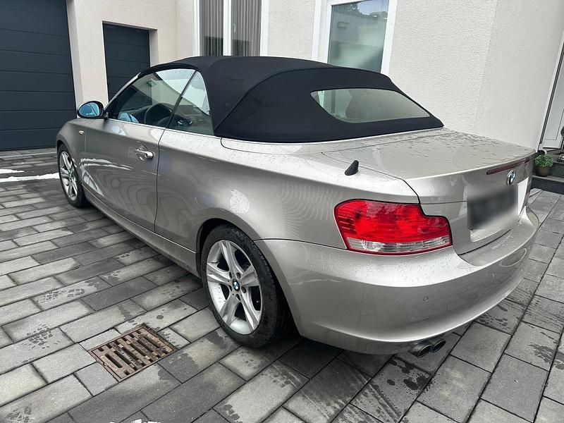Gebraucht BMW 125 Cabriolet 218 PS (160 kW) 2008 Silber Cabrio