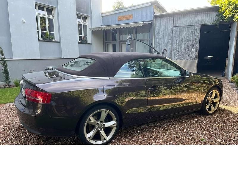 Gebraucht Audi A5 Cabriolet 170 PS (125 kW) 2010 Braun Cabrio