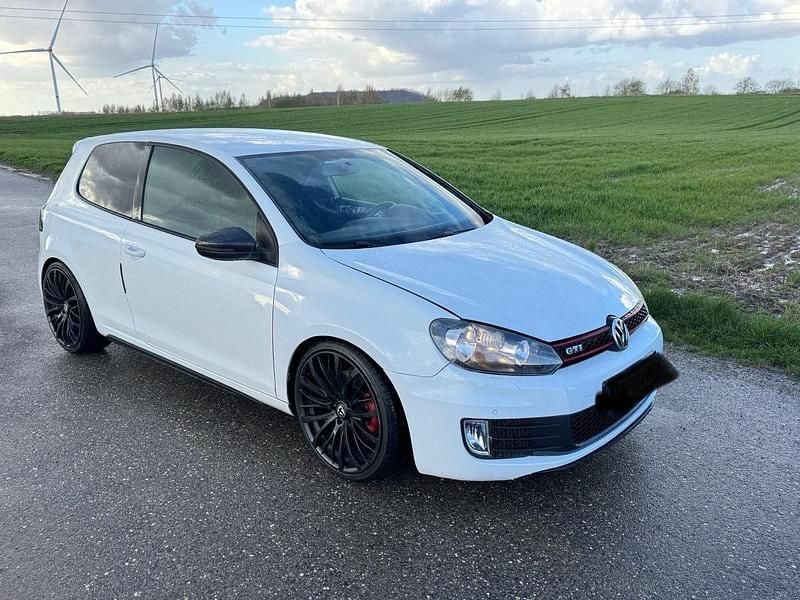 Gebraucht VW Golf GTI 211 PS (155 kW) 2012 Weiß Coupé