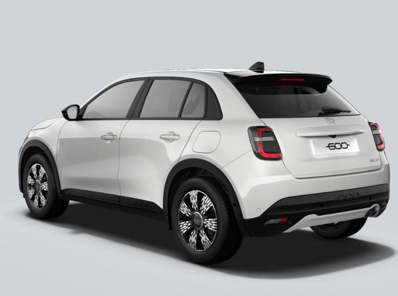 Neu Fiat 600 Icon 145 PS (106 kW) 2025 Gelato weiß SUV