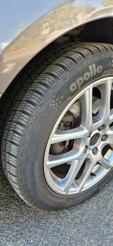 Gebraucht Ford Galaxy 140 PS (102 kW) 2013 Braun Van / Kleinbus