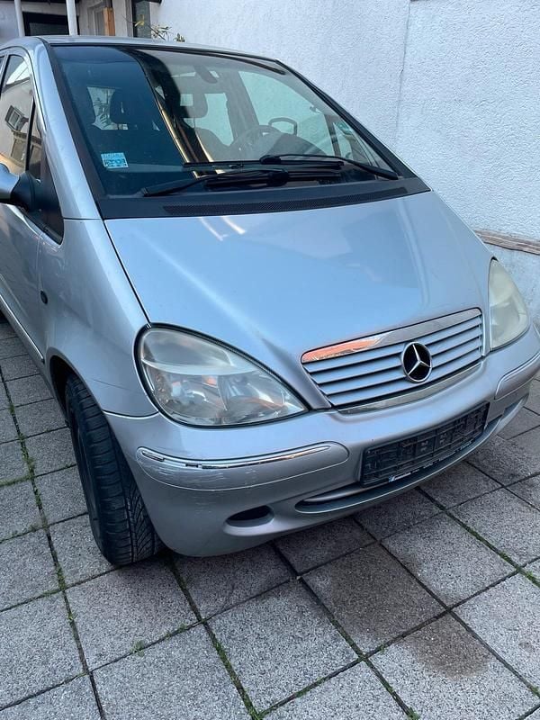 Usata Mercedes A170 Elegance 95 CV (69 kW) 2004 Argento Utilitaria