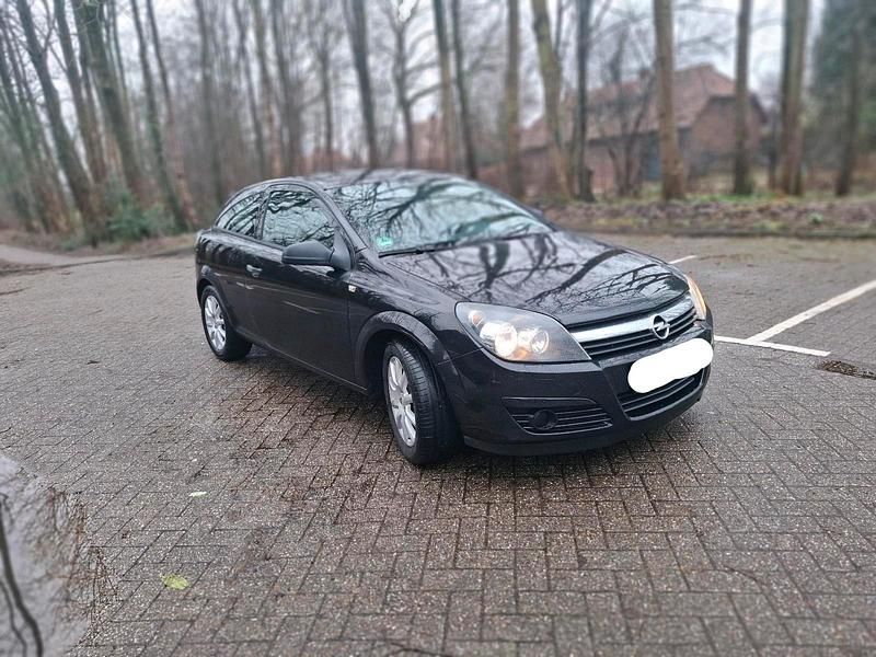 Gebraucht Opel Astra GTC 90 PS (66 kW) 2010 Schwarz Coupé