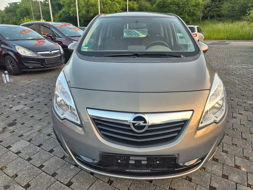 Gebraucht Opel Meriva Edition 120 PS (88 kW) 2012 Braun Van / Kleinbus