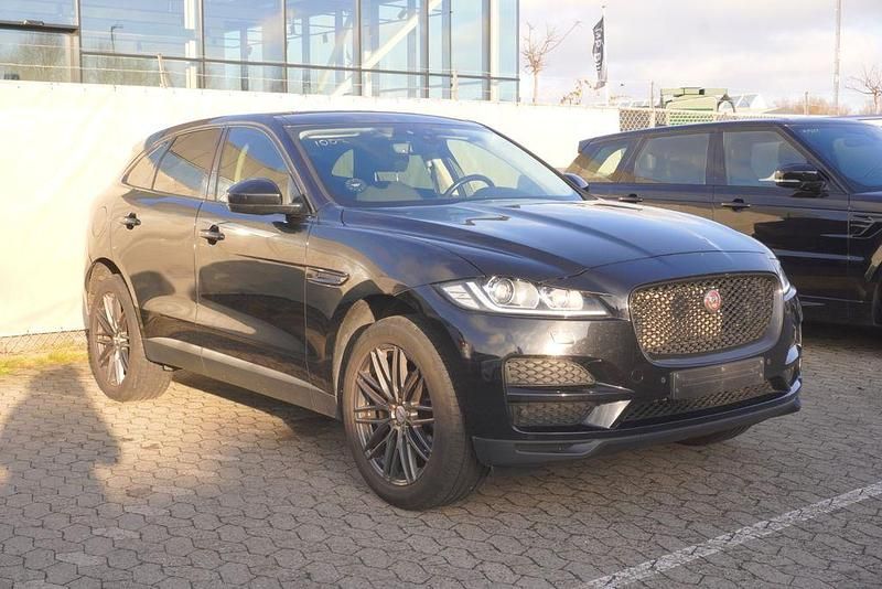 Gebraucht Jaguar F-Pace 179 PS (131 kW) 2018 Schwarz SUV