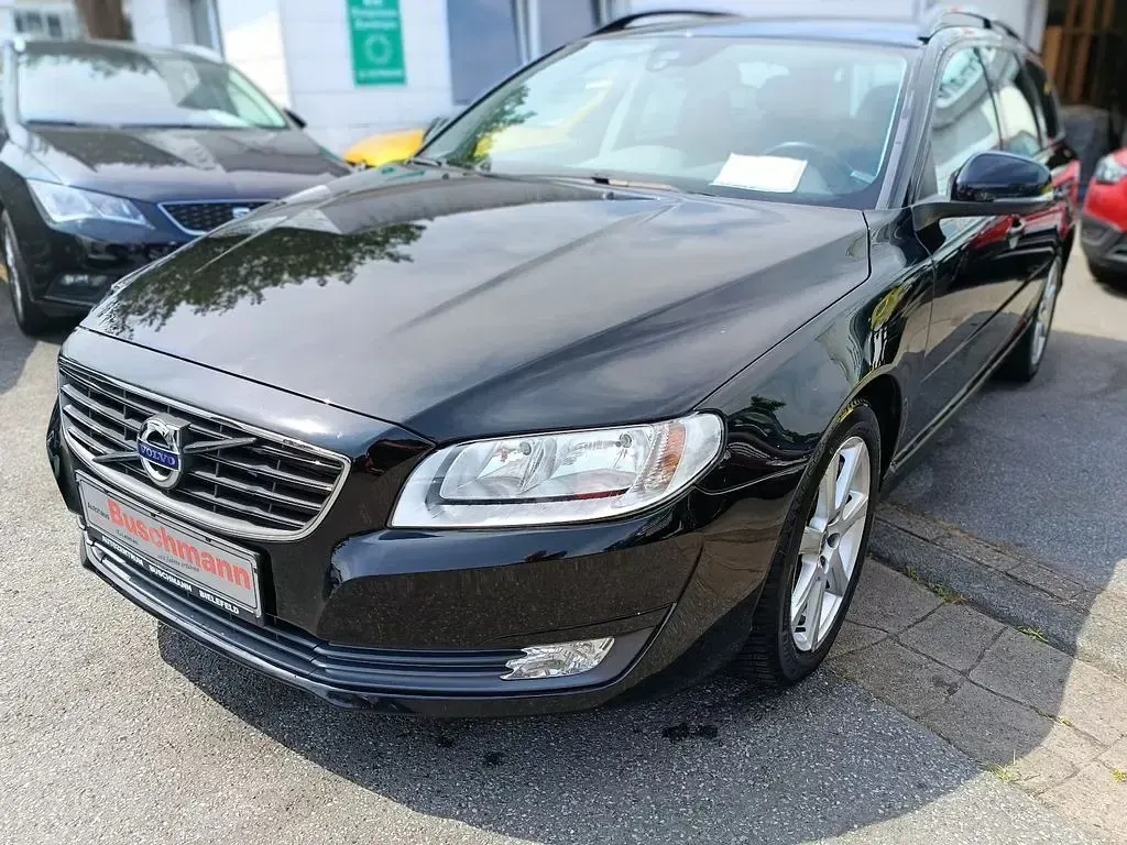 Gebraucht Volvo V70 Linje Svart 120 PS (88 kW) 2015 Schwarz Kombi